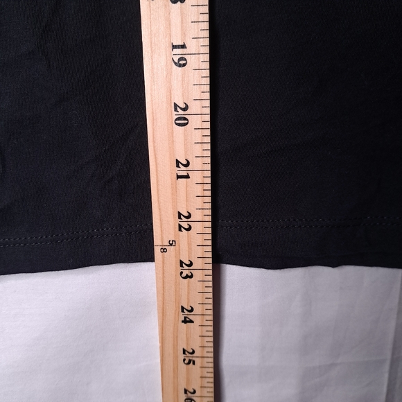 VANS Women's Black Bones & Roses Short Sleeve Graphic Tee MEDIUM - Picture 6 of 10